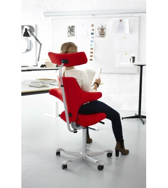 HÅG Capisco - Saddle Seat with Back and Headrest